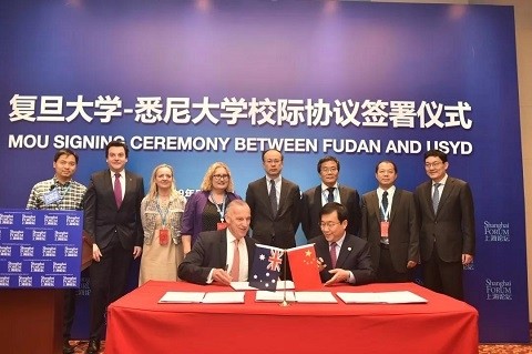 University of Sydney and Fudan University representatives signing the MOU agreement