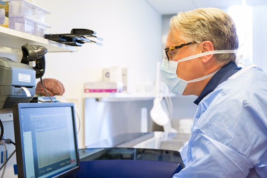 Clinical Associate Professor Michael Buckland