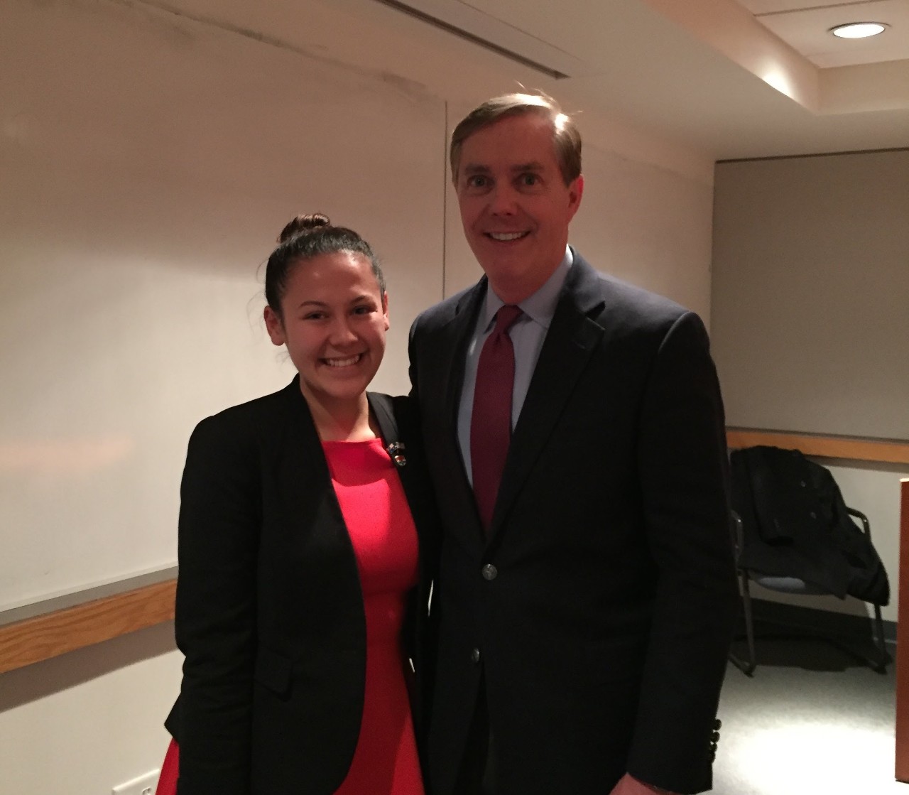 Salina poses for a photo with C-SPAN political editor Steve Scully.