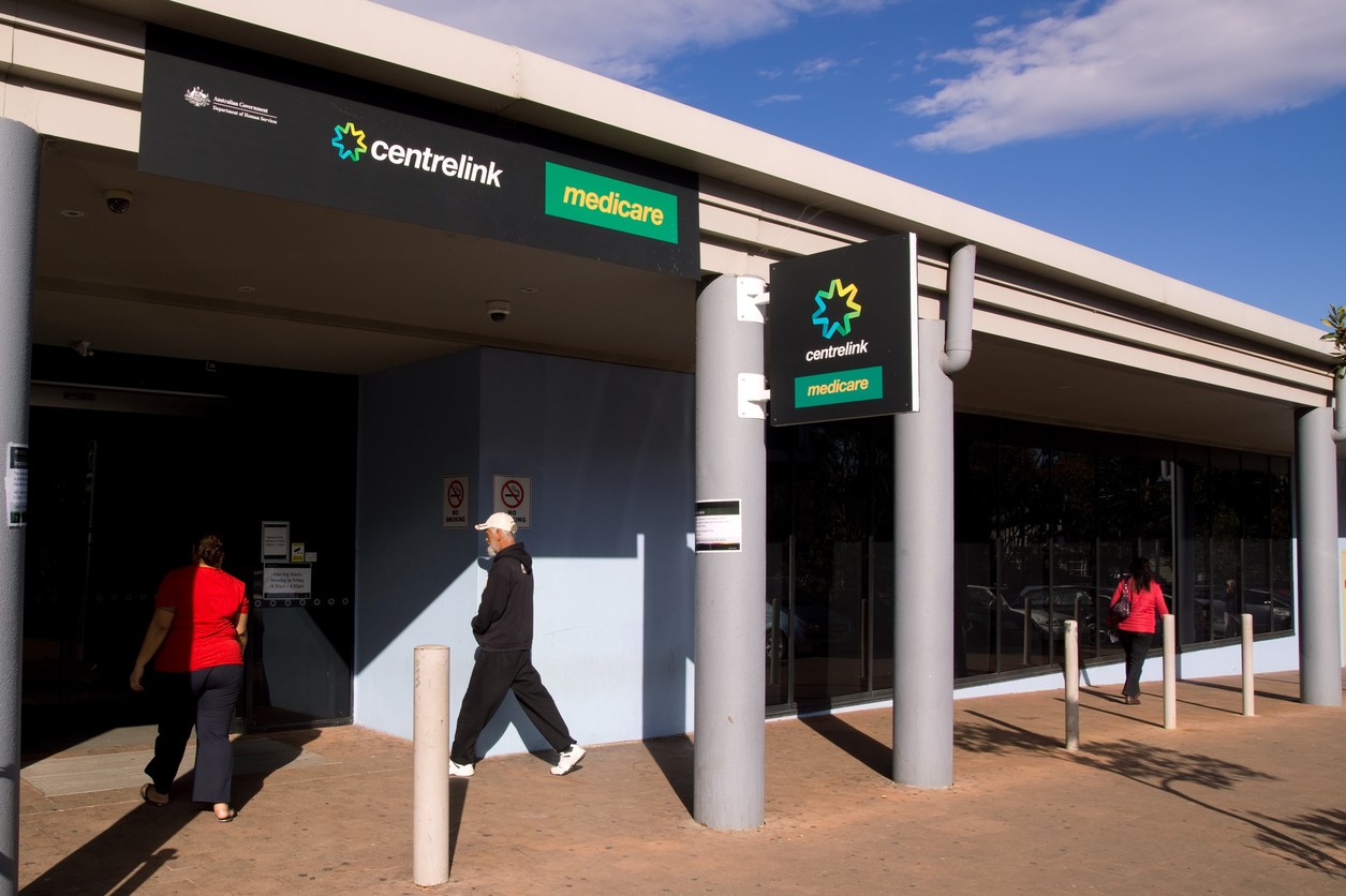 People enter a Centrelink service centre in Mount Druitt, in Western Sydney. Image: iStock