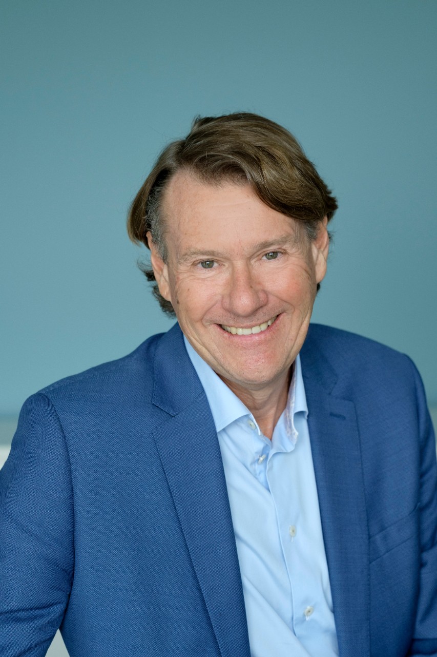 Professor Stephen Simpson