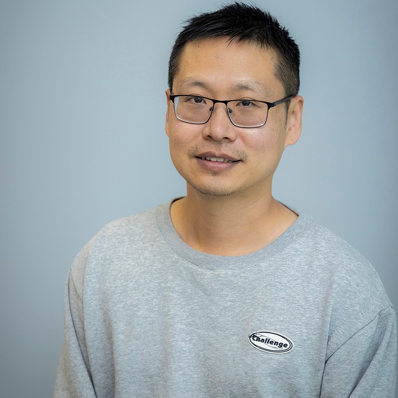 Headshot of Derui Yin