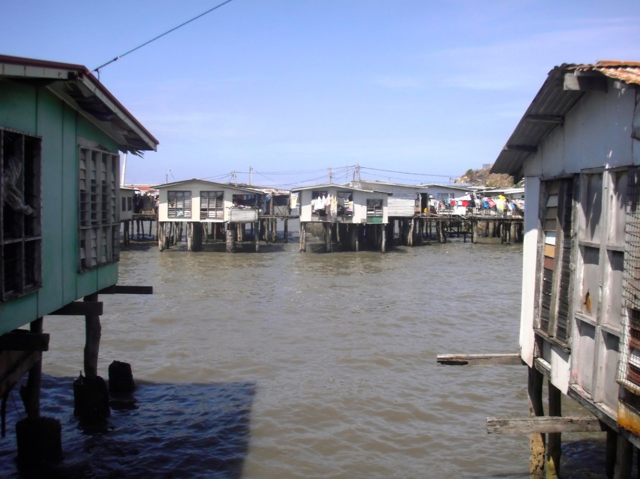 An ‘urban village’ in Port Moresby. Photo: Dr Paul Jones.